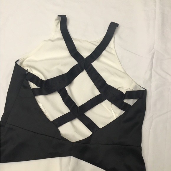 HALSTON EVENING DRESS - Picture 3 of 15